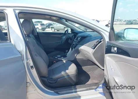 2011 Hyundai Sonata Limited z USA, uszkodzony, nr VIN 5NPEC4AC4BH073598